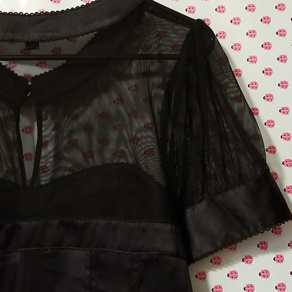 Bebe, Womans M, Top, Euc - image 4